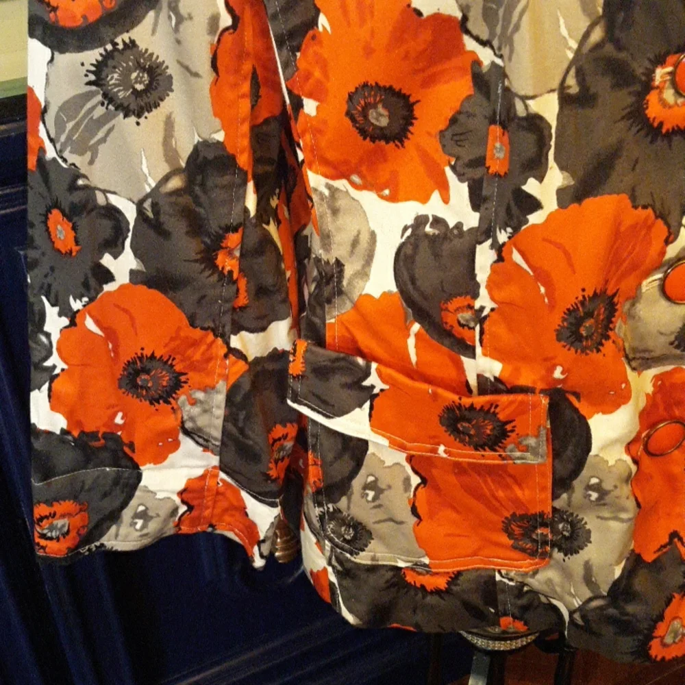 Joan Rivers jacket - Picture 3 of 8